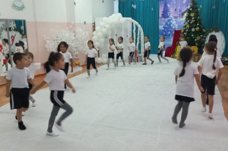 "Қыс қызығы" Денетәрбиесі бойынша нұсқаушысы Абдикаримова Шарапат Балтабековна